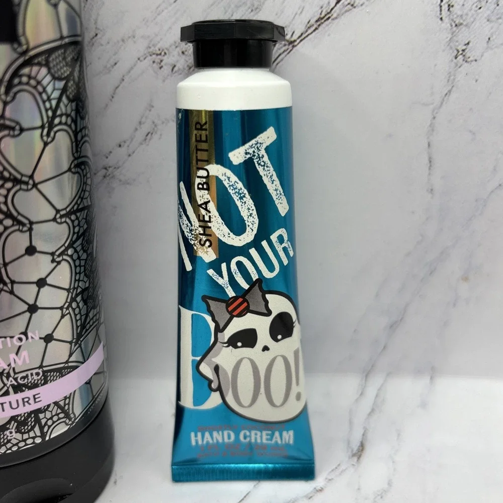 Bath & Body Works bath body
